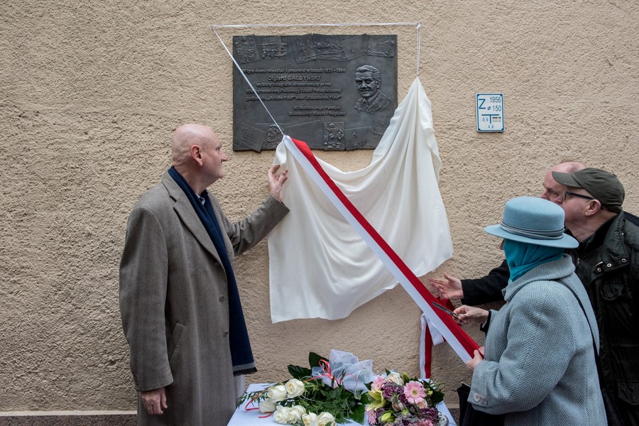 Uroczystość odsłonięcia tablicy pamiątkowej Olgierda Gałdyńskiego, fot. Łukasza Piecyk
