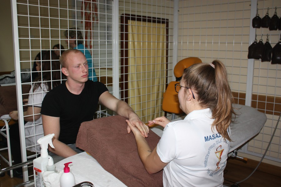 Relaks w pracowni technika masażysty