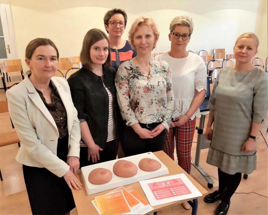 Uczestnicy spotkania edukacyjnego w Medyku.