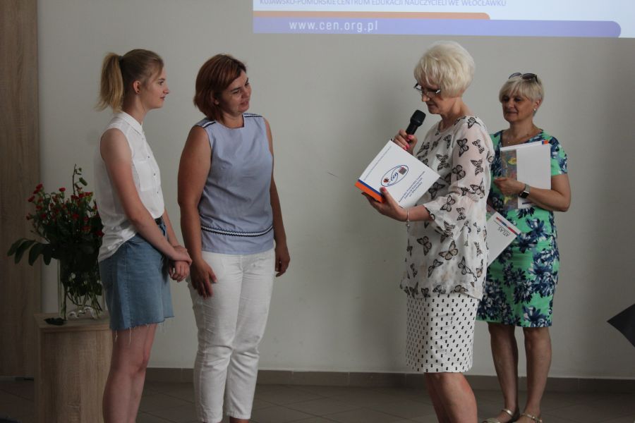 Wręczenie nagród, fot. KPCEN Włocławek