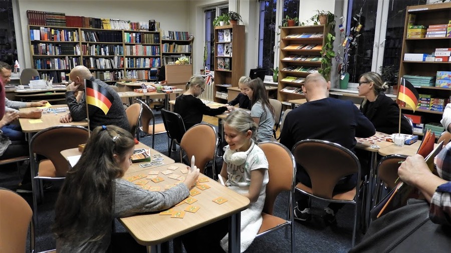 Czytelnia - Gry językowe