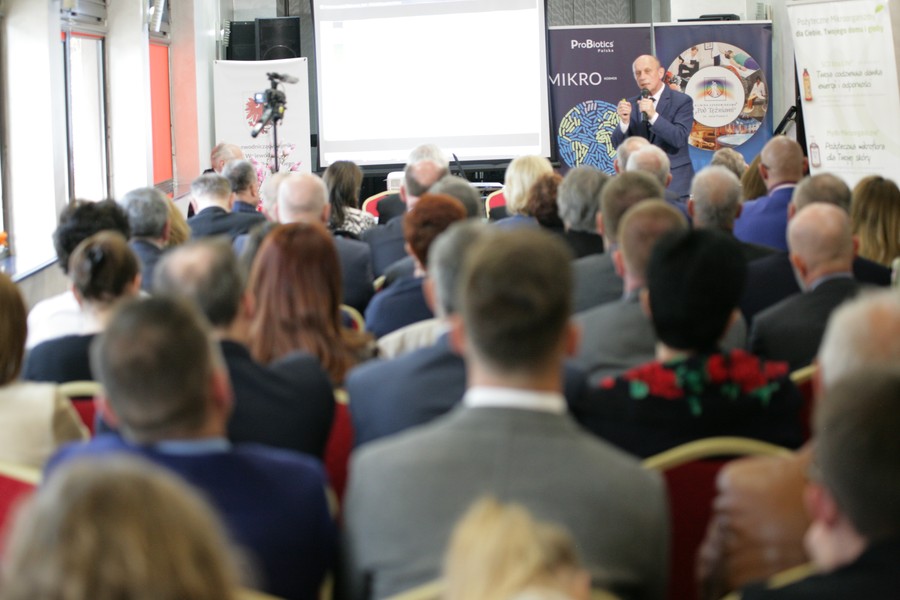 Zdjęcia z konferencji: źródło - Stowarzyszenie Ekosystem-Dziedzictwo Natury