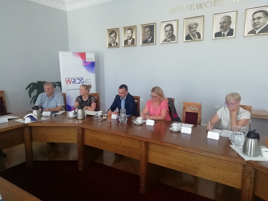 Uczestnicy posiedzenia Zespołu ds. osób niepełnosprawnych przy K-P WRDS, fot. Jarosław Łączny