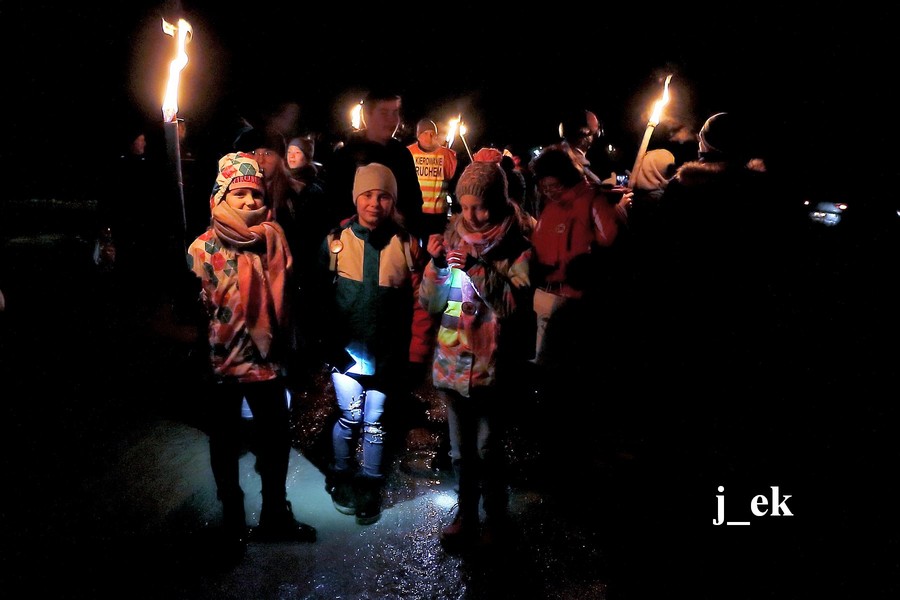 Nocny rajd pieszy z okazji 100. rocznicy Powstania Wielkopolskiego - fot. Jerzy Ekert