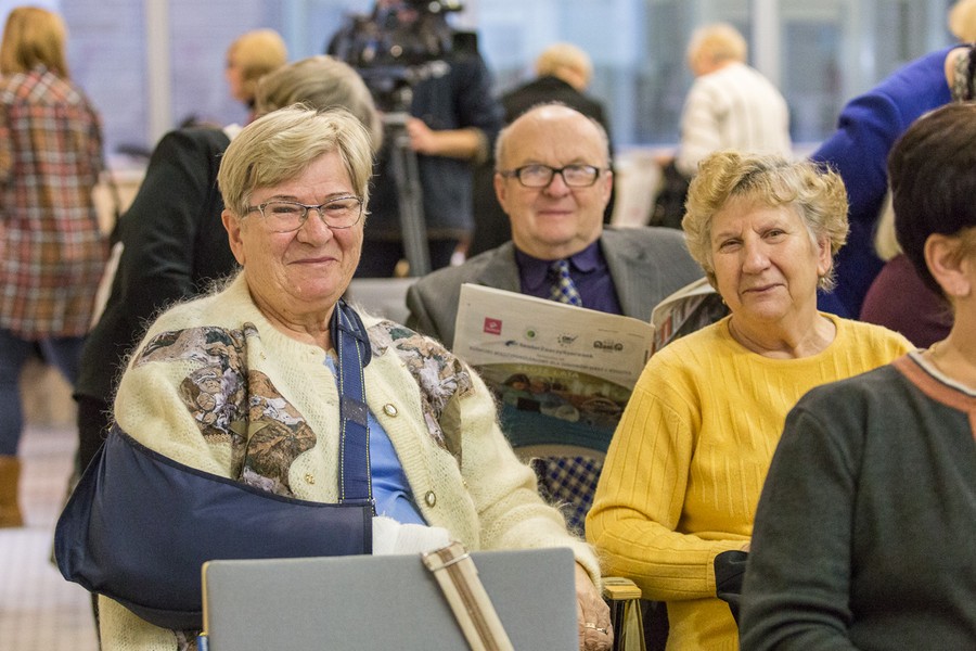 Seminarium na temat możliwości aktywizacji społecznej seniorów z okazji Dnia Babci i Dziadka, fot. Szymon Ździebło www.tarantoga.pl