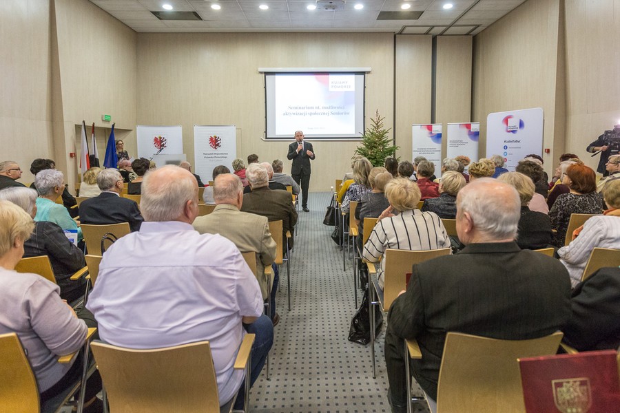 Seminarium na temat możliwości aktywizacji społecznej seniorów z okazji Dnia Babci i Dziadka, fot. Szymon Ździebło www.tarantoga.pl