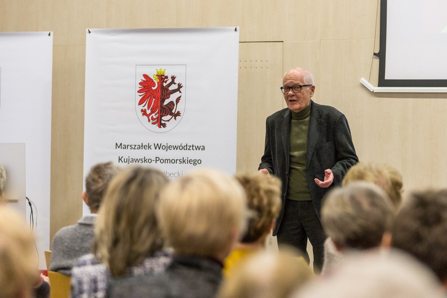 Seminarium na temat możliwości aktywizacji społecznej seniorów z okazji Dnia Babci i Dziadka, fot. Szymon Ździebło www.tarantoga.pl