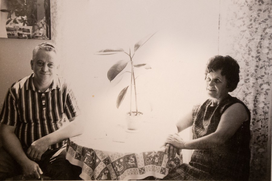 Wizyta wicemarszałka Zbigniewa Ostrowskiego u Genowefy Bartkowskiej, fot. Filip Kowalkowski