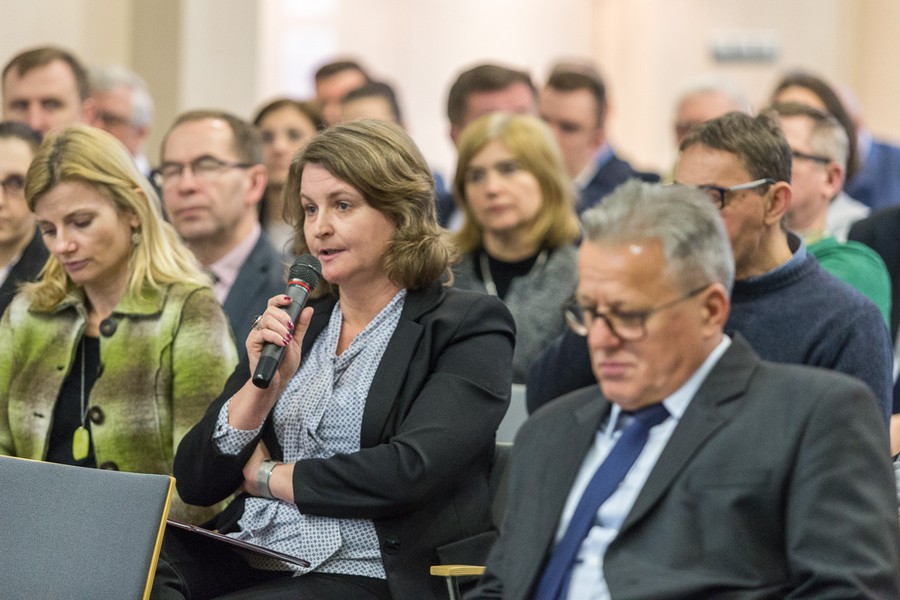 Spotkanie konsultacyjne w Toruniu i poprzedzająca je konferencja prasowa marszałka województwa, fot. Szymon Zdziebło/tarantoga.pl dla UMWKP