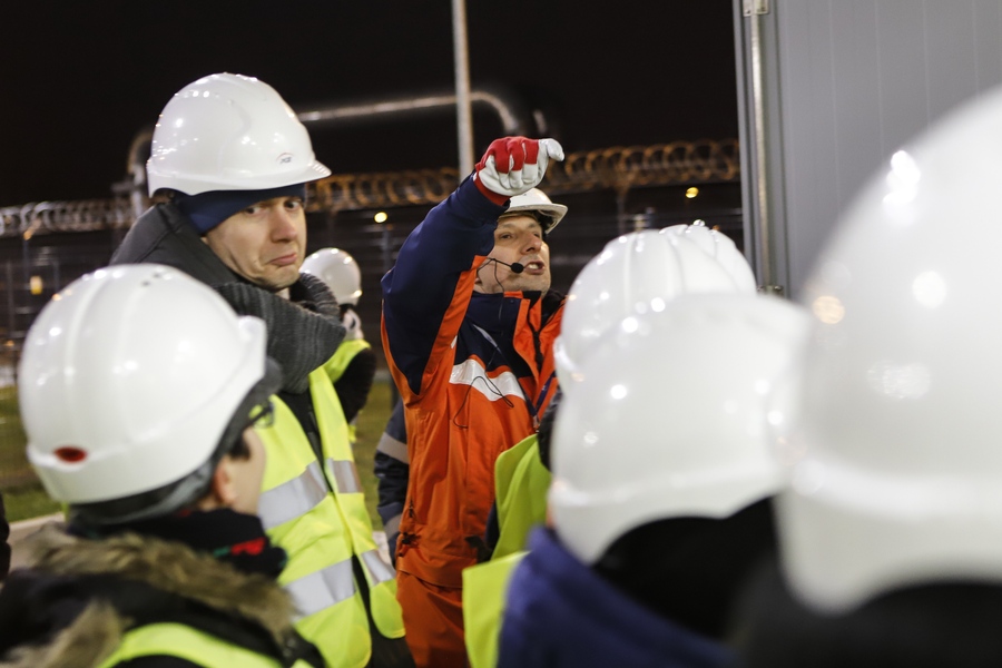 Marszałkowska akcja „Poznaj region z przewodnikiem”. Nocne zwiedzenie elektrociepłowni gazowej PGE Toruń