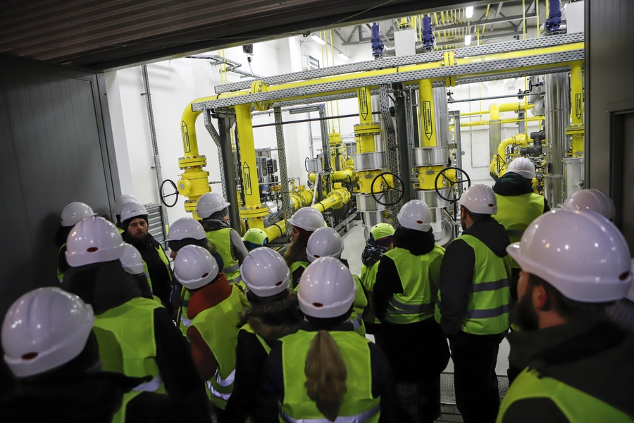 Marszałkowska akcja „Poznaj region z przewodnikiem”. Nocne zwiedzenie elektrociepłowni gazowej PGE Toruń