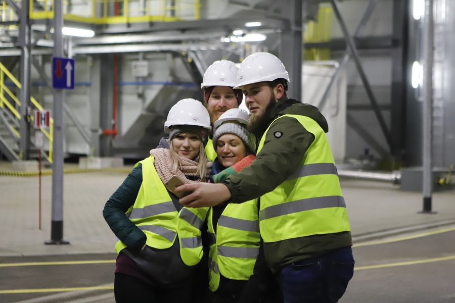 Marszałkowska akcja „Poznaj region z przewodnikiem”. Nocne zwiedzenie elektrociepłowni gazowej PGE Toruń