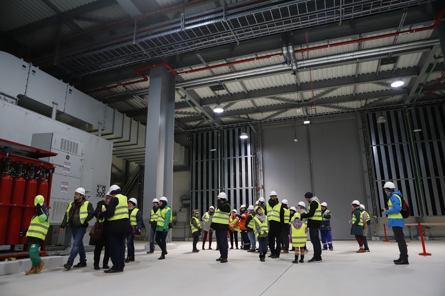 Marszałkowska akcja „Poznaj region z przewodnikiem”. Nocne zwiedzenie elektrociepłowni gazowej PGE Toruń