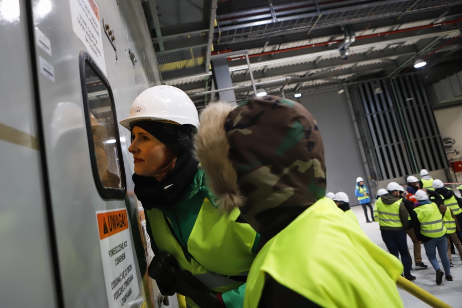 Marszałkowska akcja „Poznaj region z przewodnikiem”. Nocne zwiedzenie elektrociepłowni gazowej PGE Toruń