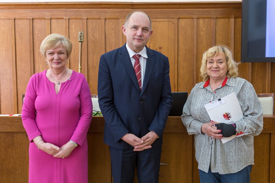 Uroczyste podpisanie umów na zadania publiczne realizowane przez organizacje pozarządowe, fot. Szymon Zdziebło www.tarantoga.pl