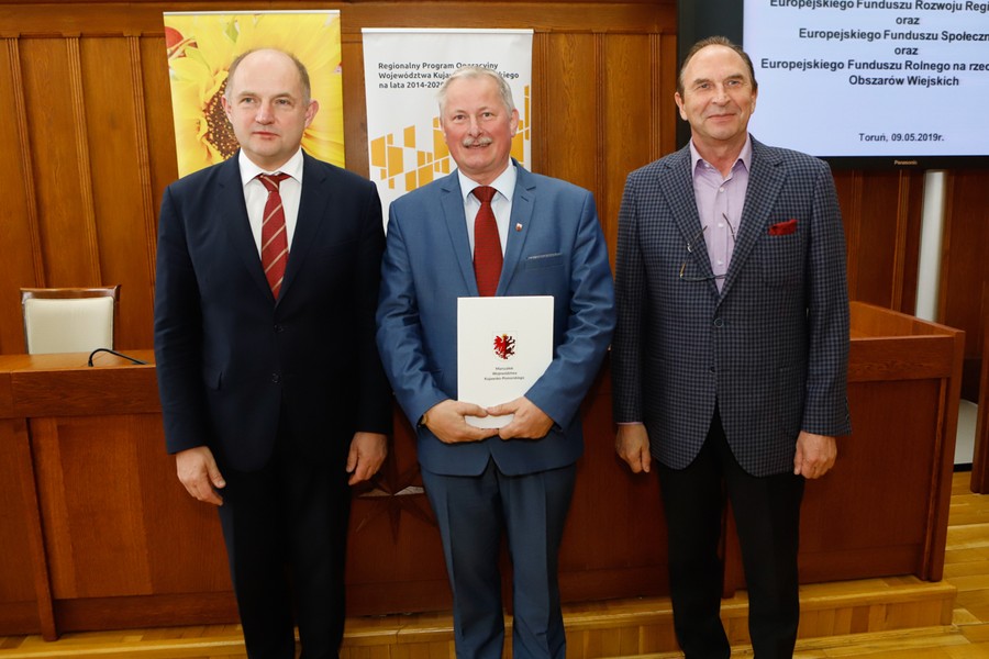 Ceremonia wręczenia umów, fot. Mikołaj Kuras