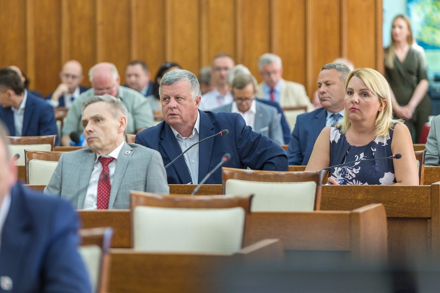 VIII sesja Sejmiku Województwa Kujawsko-Pomorskiego, fot. Szymon Zdziebło/tarantoga.pl