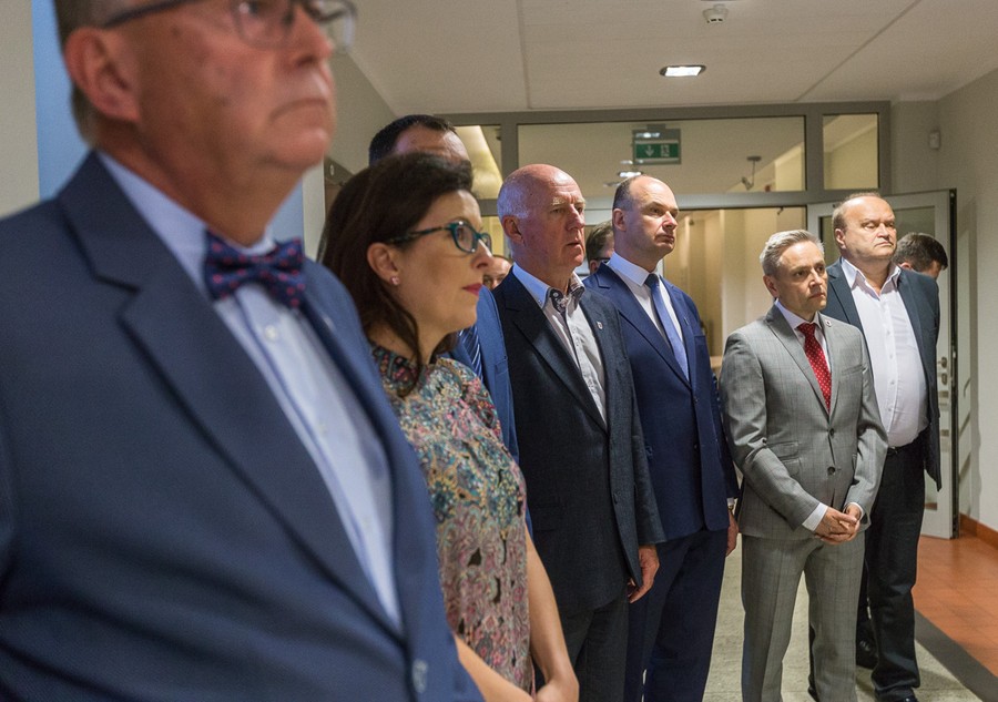 Uroczystość nadania sali nr 208 w Urzędzie Marszałkowskim imienia Zbigniewa Nowka, fot. Szymon Zdziebło/tarantoga.pl