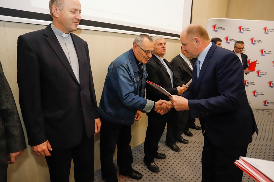 Wręczenie umów na prace w zabytkach, fot. Mikołaja Kuras