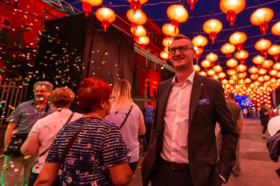 Na Starym Mieście można podziwiać dwadzieścia instalacji, fot. Szymon Zdziebło tarantoga.pl