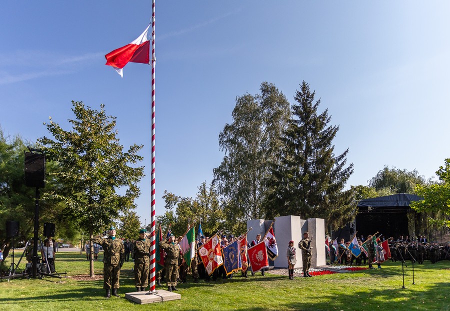 Wojewódzkie obchody 80. rocznicy wybuchu II wojny światowej, fot. Szymon Zdziebło www.tarantoga.pl