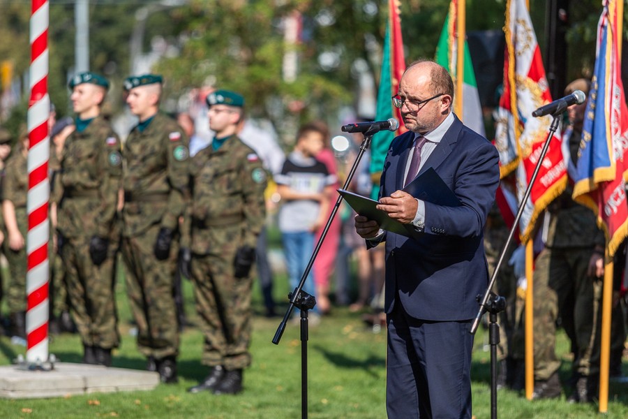 Wojewódzkie obchody 80. rocznicy wybuchu II wojny światowej, fot. Szymon Zdziebło www.tarantoga.pl