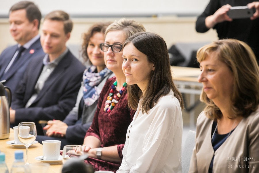 Wizyta najlepszych maturzystów w marszałka Piotra Całbeckiego, fot. Andrzej Goiński