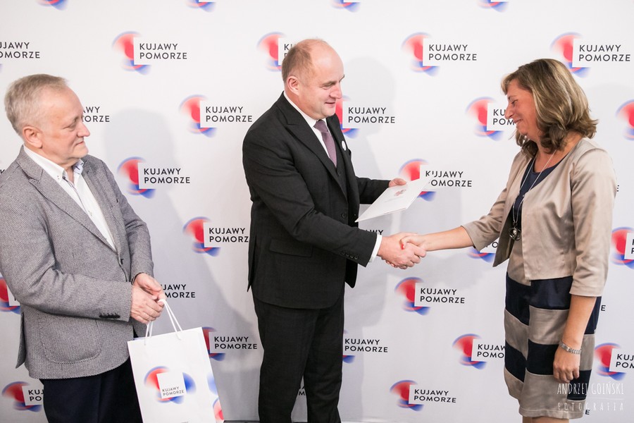 Wizyta najlepszych maturzystów w marszałka Piotra Całbeckiego, fot. Andrzej Goiński