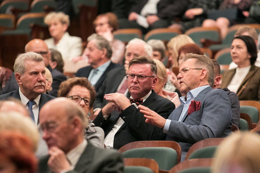 Ostatniego dnia festiwalu odsłonięto popiersie prof. Godziszewskiego, fot. Andrzej Goiński