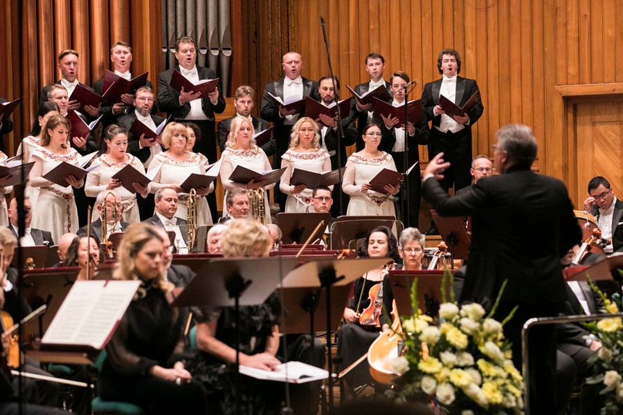 Ostatniego dnia festiwalu odsłonięto popiersie prof. Godziszewskiego, fot. Andrzej Goiński