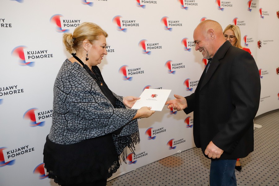 Wizyta kujawsko-pomorskich medalistów 8. Halowych Mistrzostw Świata w Lekkiej Atletyce Masters w Urzędzie Marszałkowskim, fot. Mikołaj Kuras