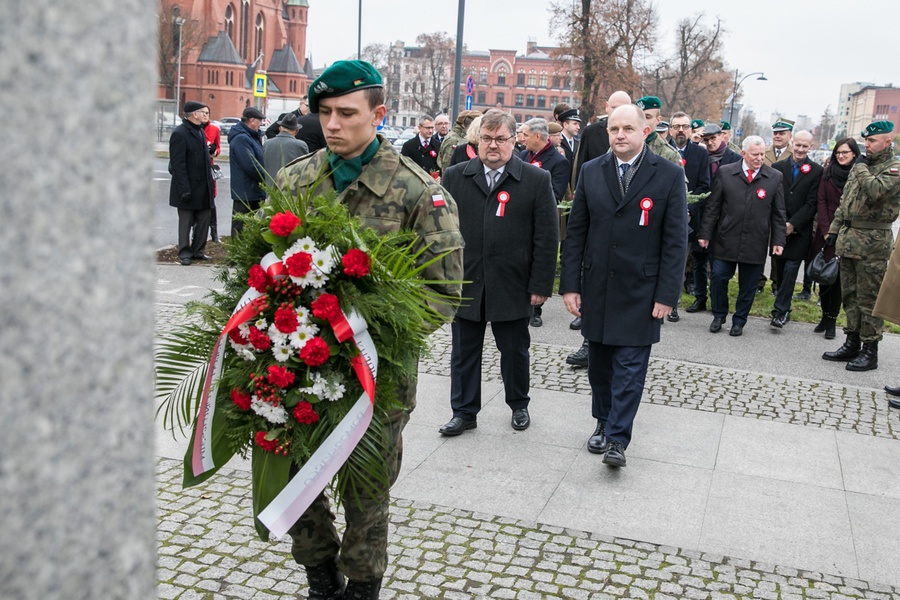 Toruńskie uroczystości 101. rocznicy odzyskania niepodległości przez Polskę , fot. Andrzej Goiński