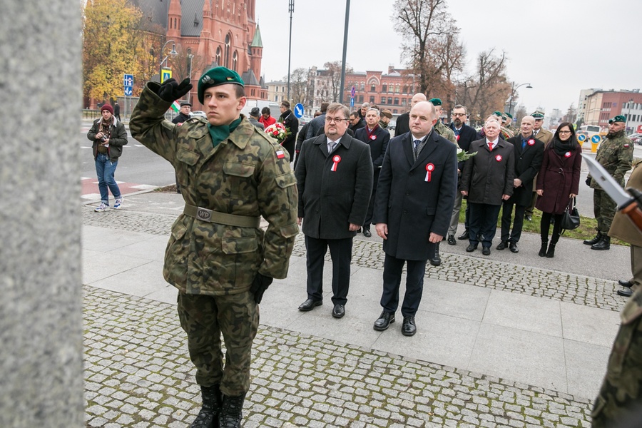 Toruńskie uroczystości 101. rocznicy odzyskania niepodległości przez Polskę , fot. Andrzej Goiński