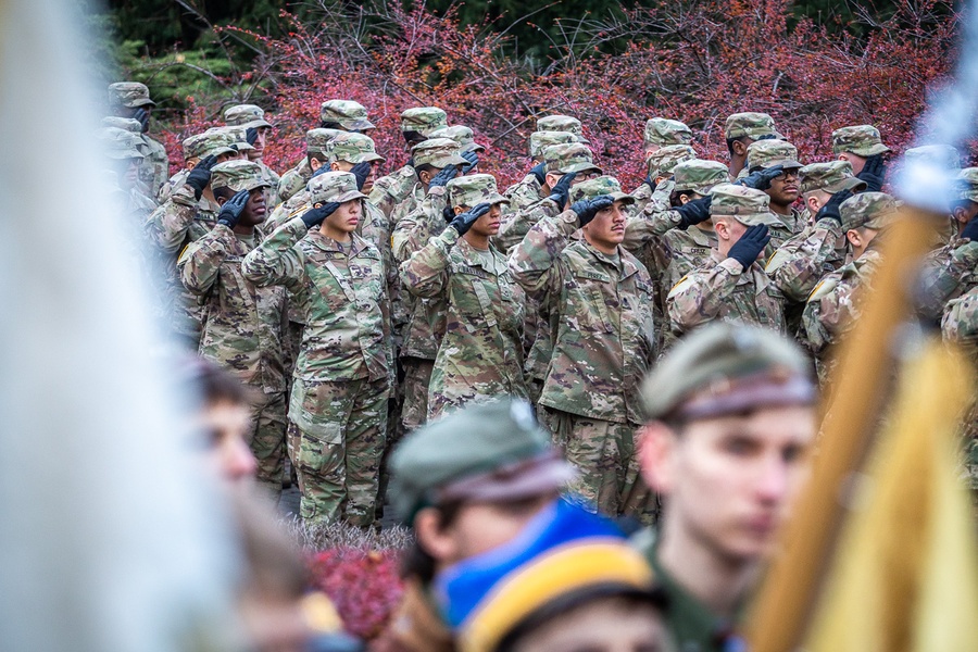 Toruńskie uroczystości 101. rocznicy odzyskania przez Polskę niepodległości, fot. Szymon Zdziebło/tarantoga.pl