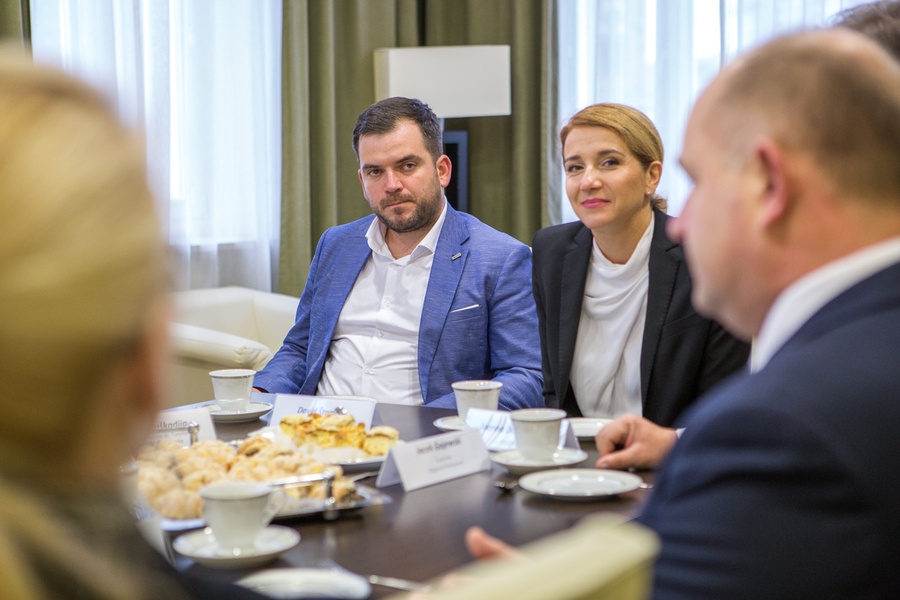 Spotkanie z delegacją Żupanii Medzimurskiej, fot. Szymon Zdziebło/tarantoga.pl dla UMWKP
