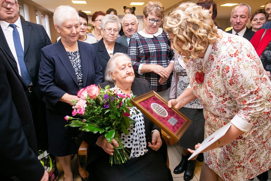 Medal Unitas Durat dla Barbary Ostrowskiej, fot. Filip Kowalkowski