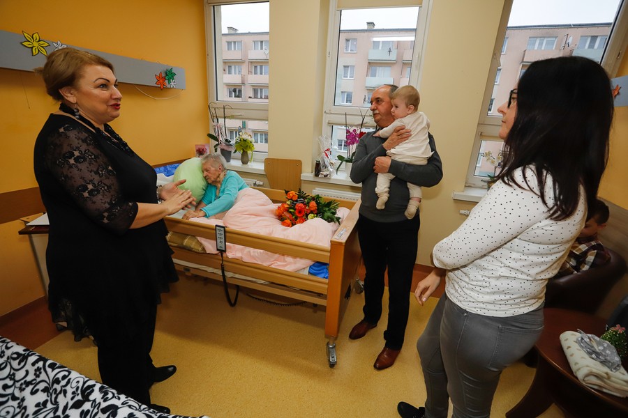 Medal Unitas Durat dla Stefanii Dąbrowskiej, fot. Mikołaj Kuras