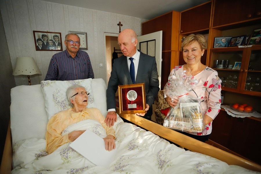 Medal Unitas Durat dla Gertrudy Chojnowskiej, fot. Mikołaj Kuras