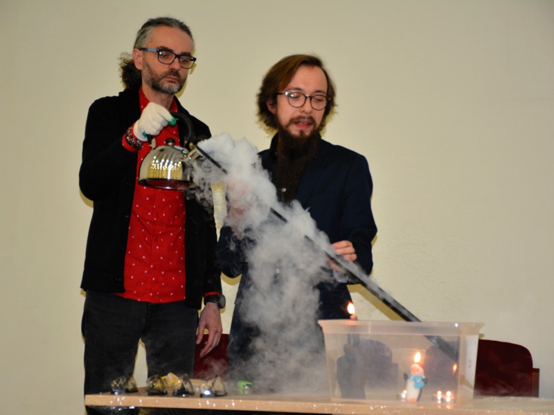 Centrum Chemii w Małej Skali podczas prezentacji