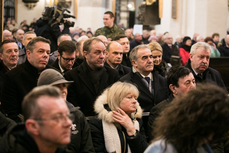 Uroczysta msza św. w intencji Ojczyzny, fot. Andrzej Goiński/UMWKP