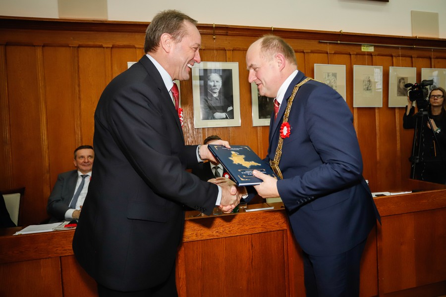 Uroczysta wspólna sesja sejmików województw kujawsko-pomorskiego i pomorskiego, fot Mikołaj Kuras dla UMWKP