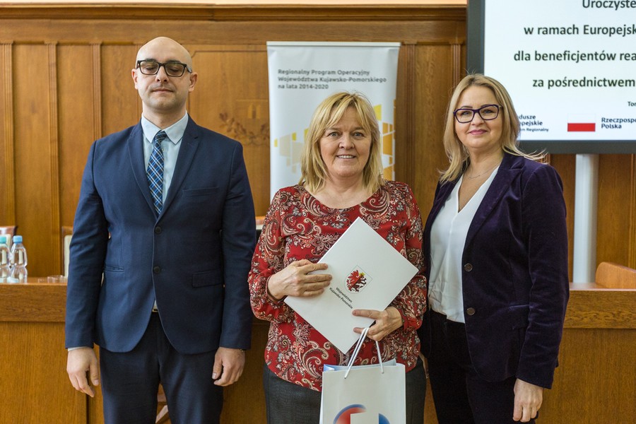 Uroczyste wręczenie umów o dofinansowanie projektów wybranych przez Lokalną Grupę Działania Pałuki – Wspólna Sprawa i Lokalną Grupę Działania Inowrocław, fot. Szymon Zdziebło www.tarantoga.pl