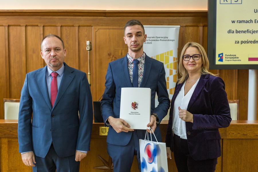 Uroczyste wręczenie umów o dofinansowanie projektów wybranych przez Lokalną Grupę Działania Pałuki – Wspólna Sprawa i Lokalną Grupę Działania Inowrocław, fot. Szymon Zdziebło www.tarantoga.pl