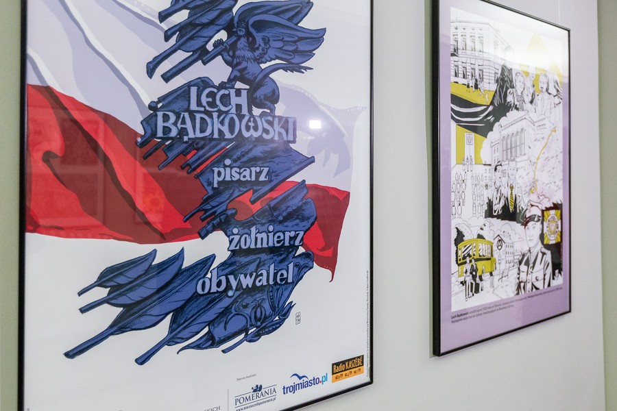 Uroczyste nadanie imienia Lecha Bądkowskiego sali 233 w Urzędzie Marszałkowskim, fot. Szymon Zdziebło www.tarantoga.pl