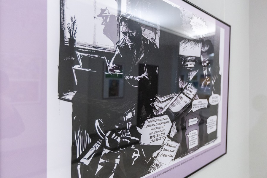 Uroczyste nadanie imienia Lecha Bądkowskiego sali 233 w Urzędzie Marszałkowskim, fot. Szymon Zdziebło www.tarantoga.pl