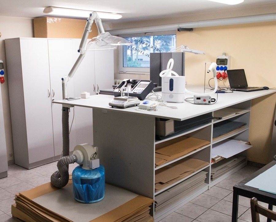 Pracownia konserwacji w Książnicy Kopernikańskiej, fot.Tomasz Dorawa