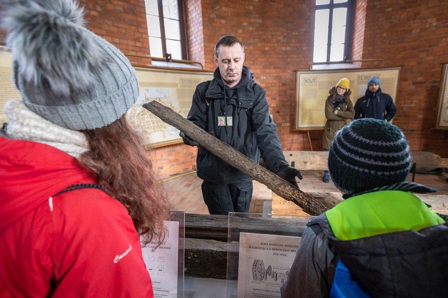 Zwiedzanie stacji pomp Stare Bielany, fot. Szymon Zdziebło/tarantoga.pl
