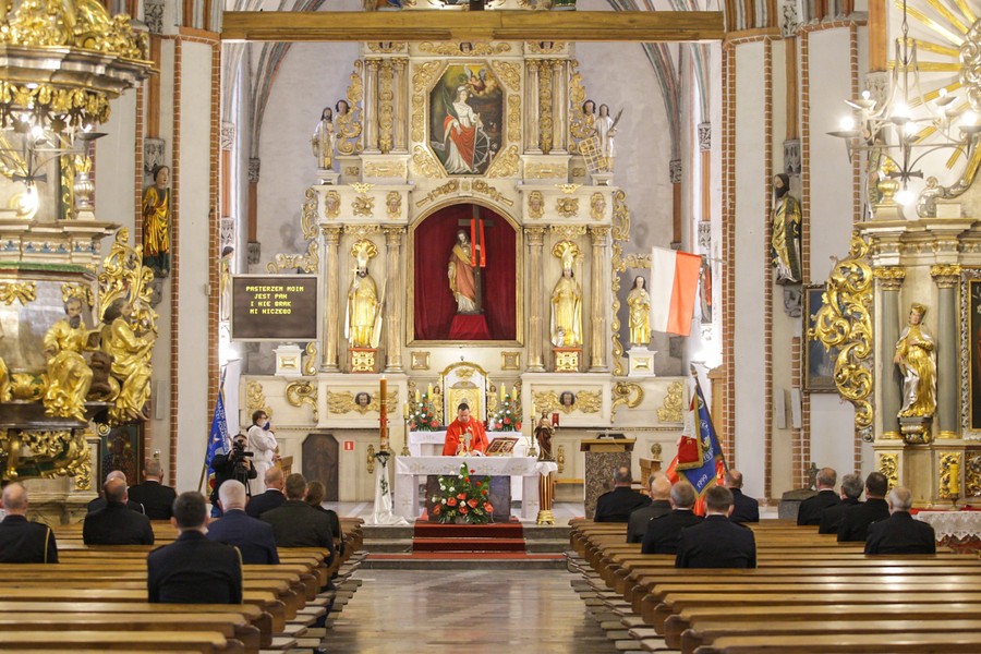 Msza święta w intencji strażaków, fot. Szymon Zdziebło/www.tarantoga.pl