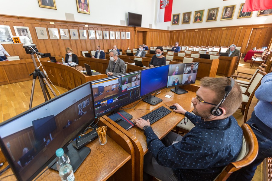 E-seja sejmiku województwa kujawsko-pomorskiego, fot. Szymon Zdziebło/tarantoga.pl dla UMWKP