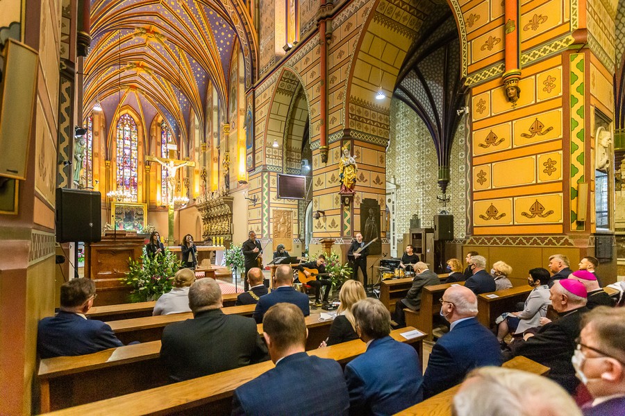 Msza święta w intencji województwa kujawsko-pomorskiego, ot. Szymon Zdziebło tarantoga.pl/ UMWKP